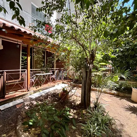 Quiet Apartment With Garden View In Kolonaki Athènes Extérieur photo